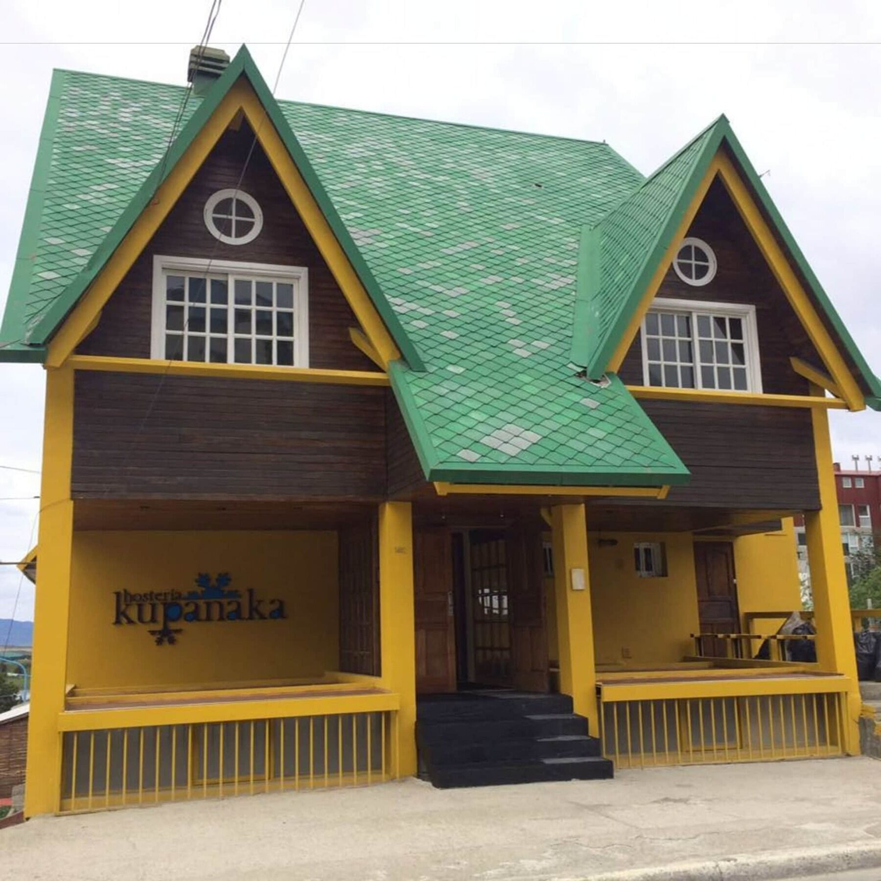 Hosteria Kupanaka Ushuaia Exterior photo